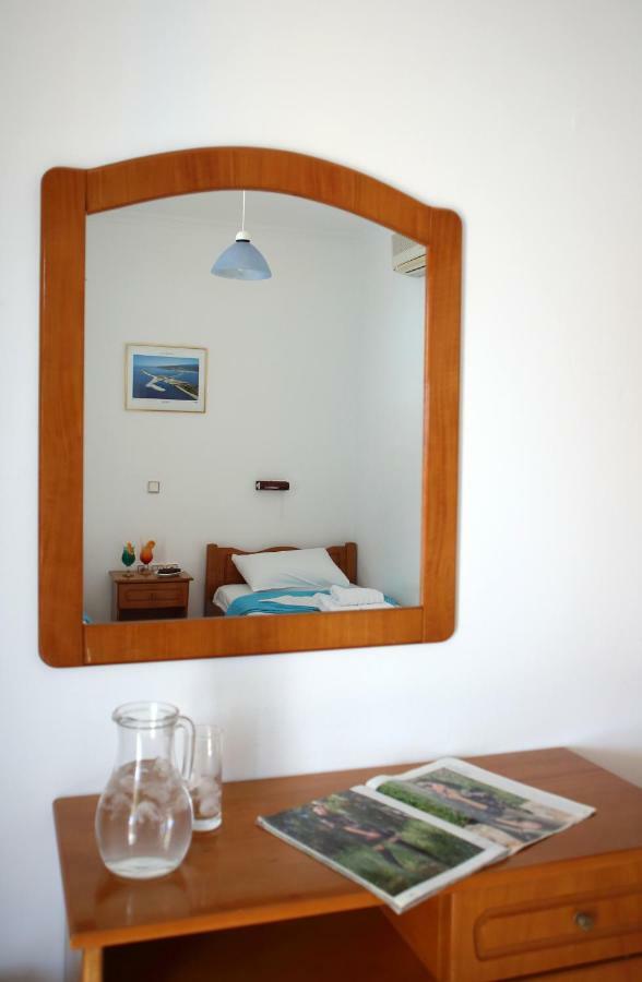 Theocharis Bros - Apartment