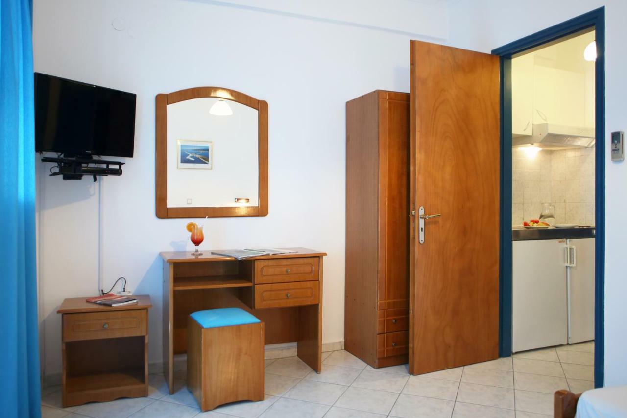Theocharis Bros - Apartment *